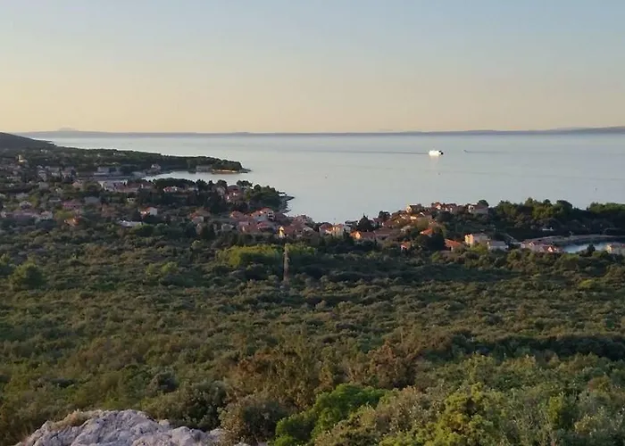 Nyaraló Mathilde Ugljan